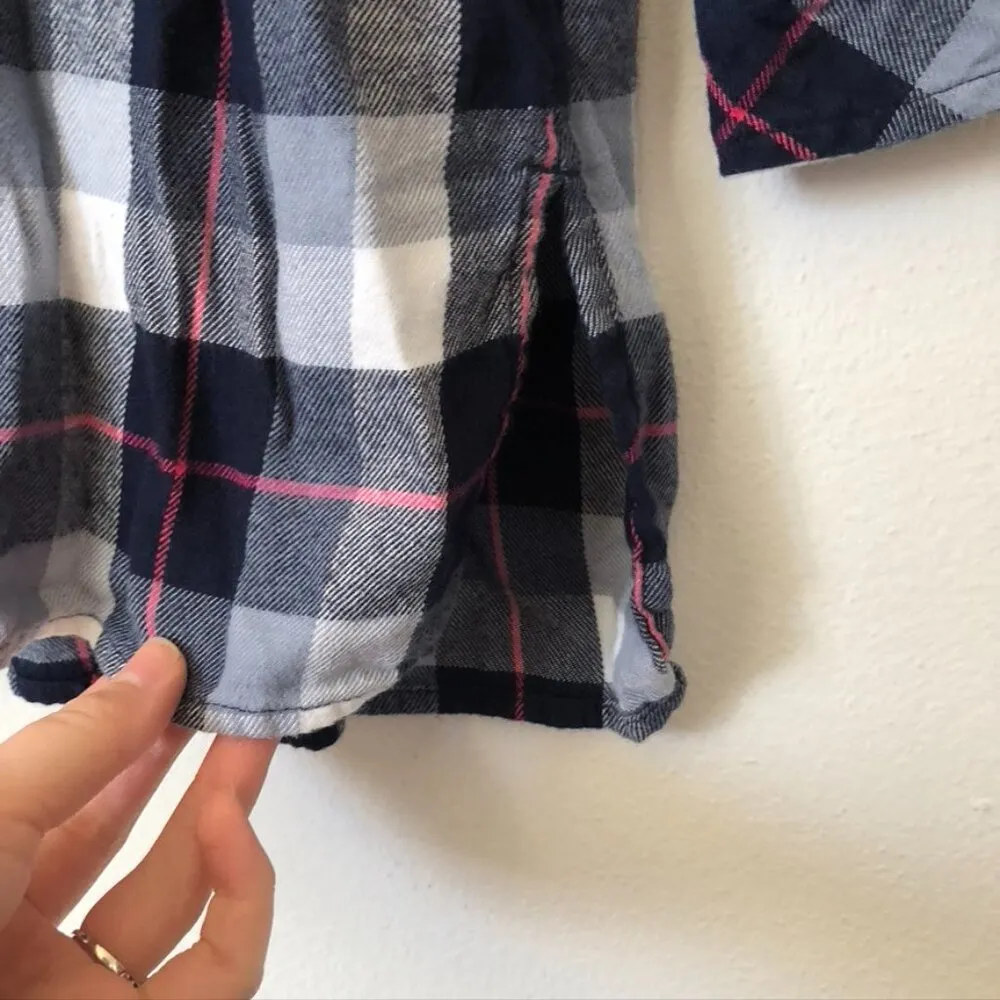 GAP Plaid Henley Tunic Top Navy Blue White Pink Flannel Button Down Shirt Medium - Image 9