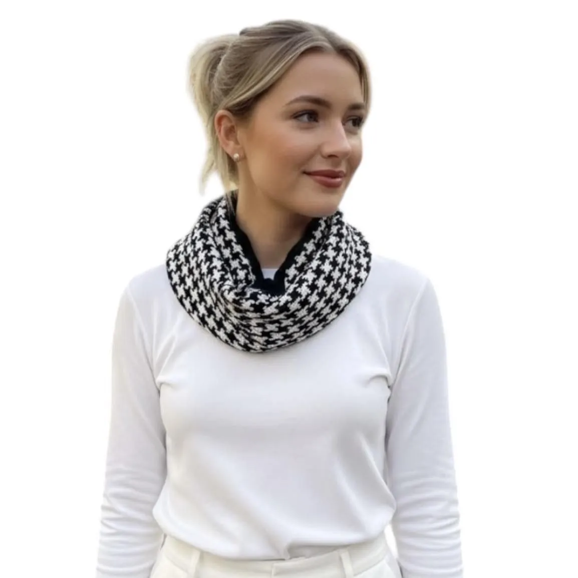 Berkshire Fashions Scarf Lot Womens One Size Black Houndstooth Chevron Cowl - Image 7