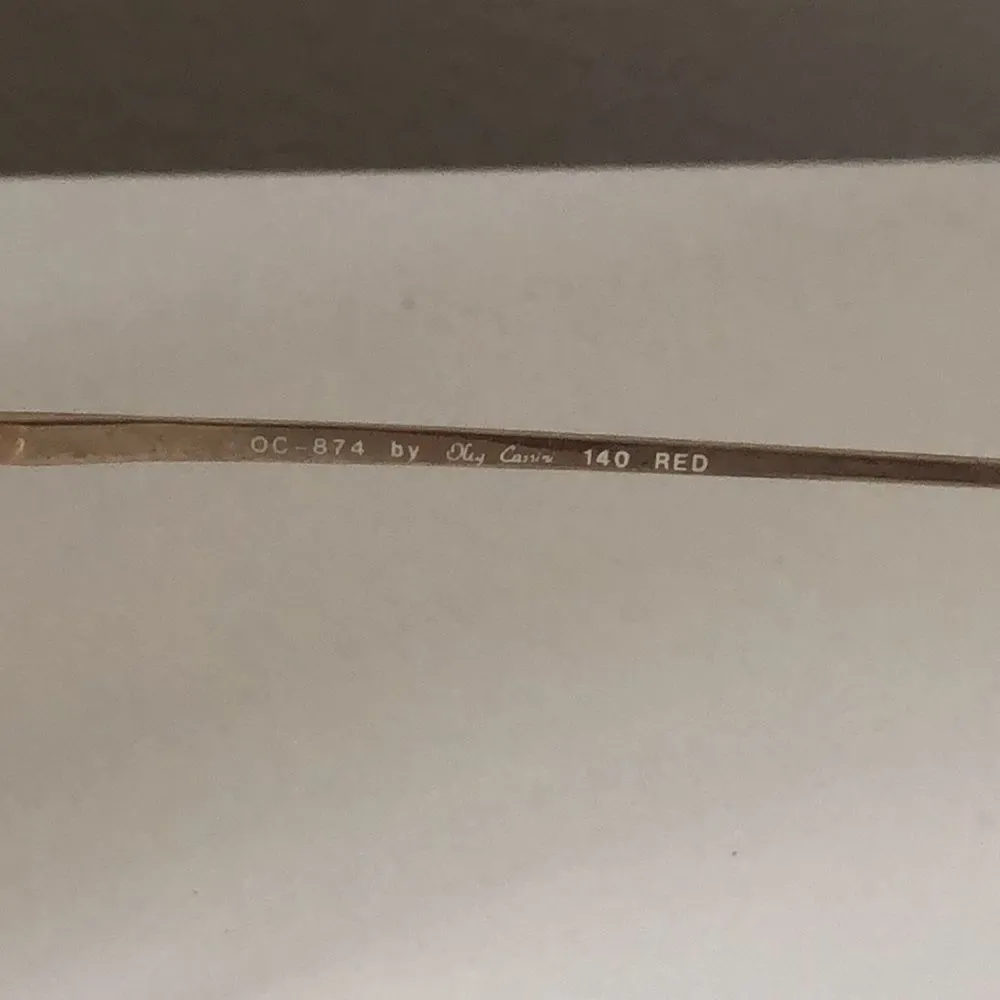 🆕 Oleg Cassini Red Vintage Frame💥 - Image 10