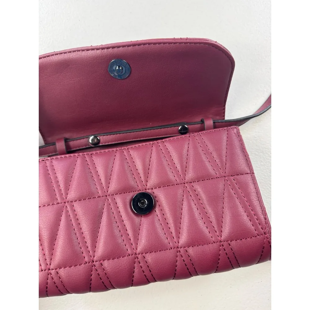 Simply Vera Vera Wang Burgundy Quilted Crossbody Bag Purse‎ Small Flap - Image 6