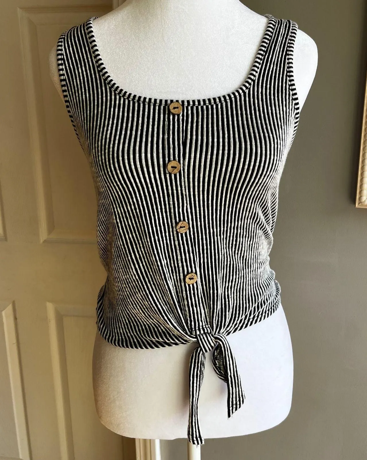 Black and White Button-Down Tank Top Cropped Feminine Striped Minimalist Chic - Image 2