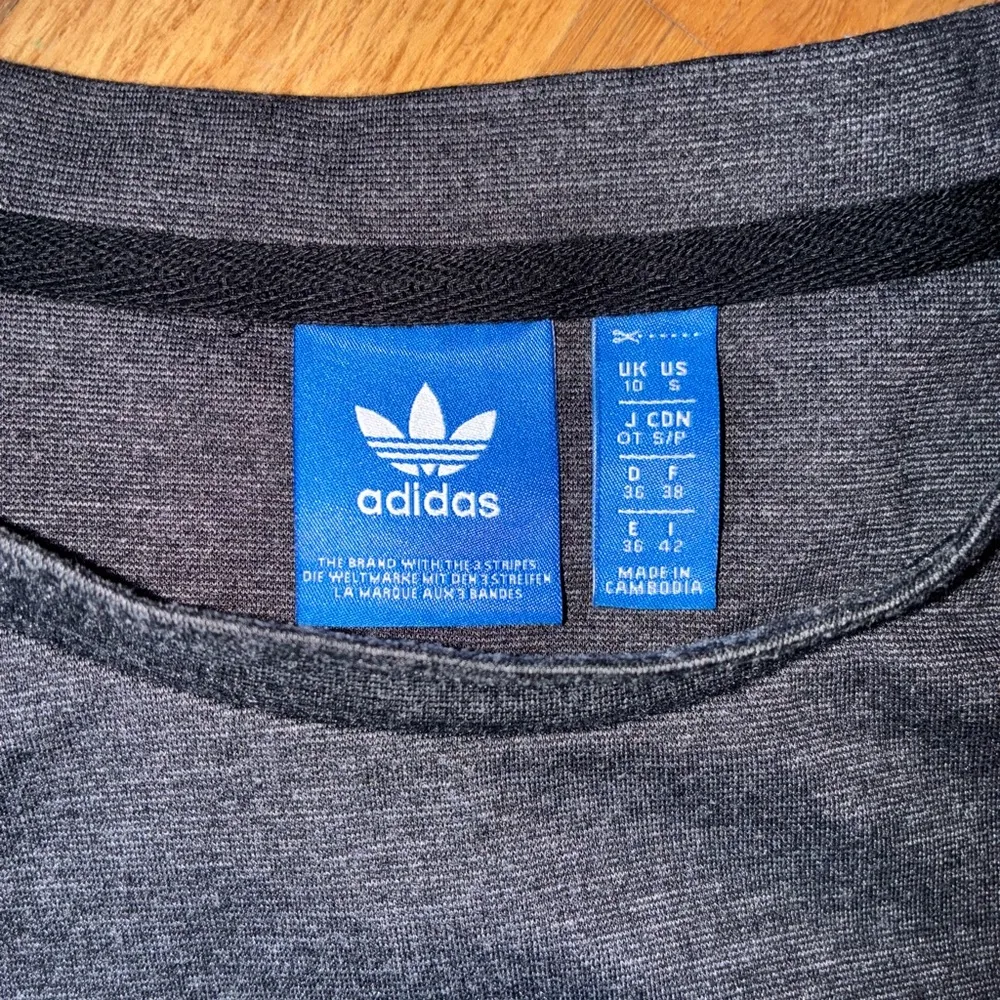 Adidas Cropped Short Sleeve Tee with Trefoil Logo - Image 4