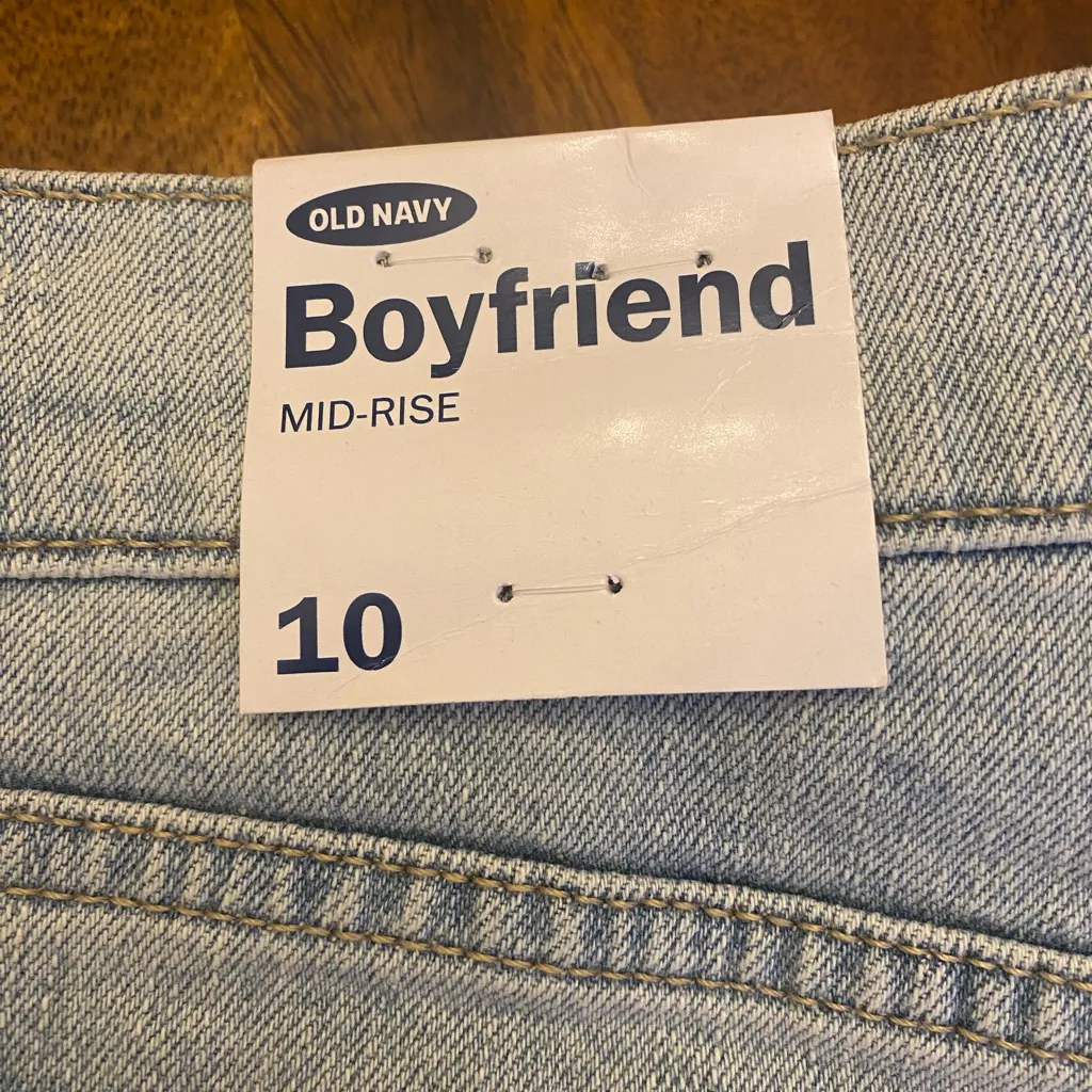 NWT OLD NAVY SHORTS - Image 7