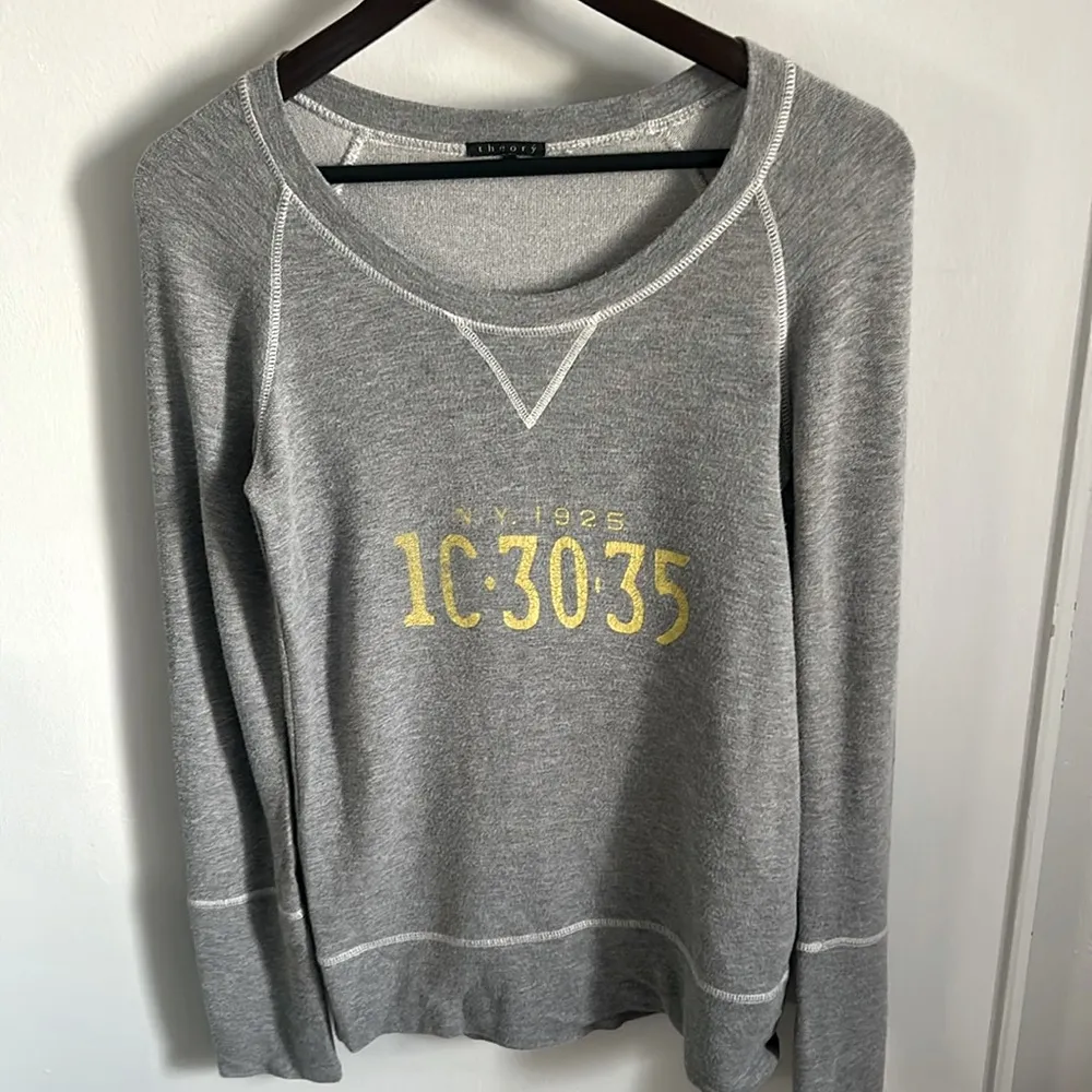 Theory Women’s Graphic Soft Thermal Stretch Boatneck Long Sleeve Shirt - Image 9