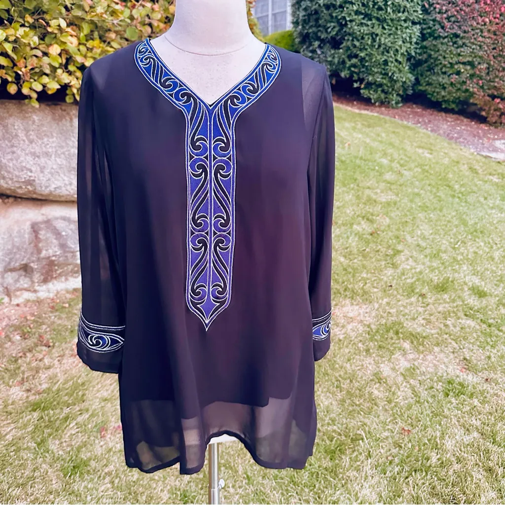 Bob Mackie Black Tunic with Blue Embroidery - Image 4
