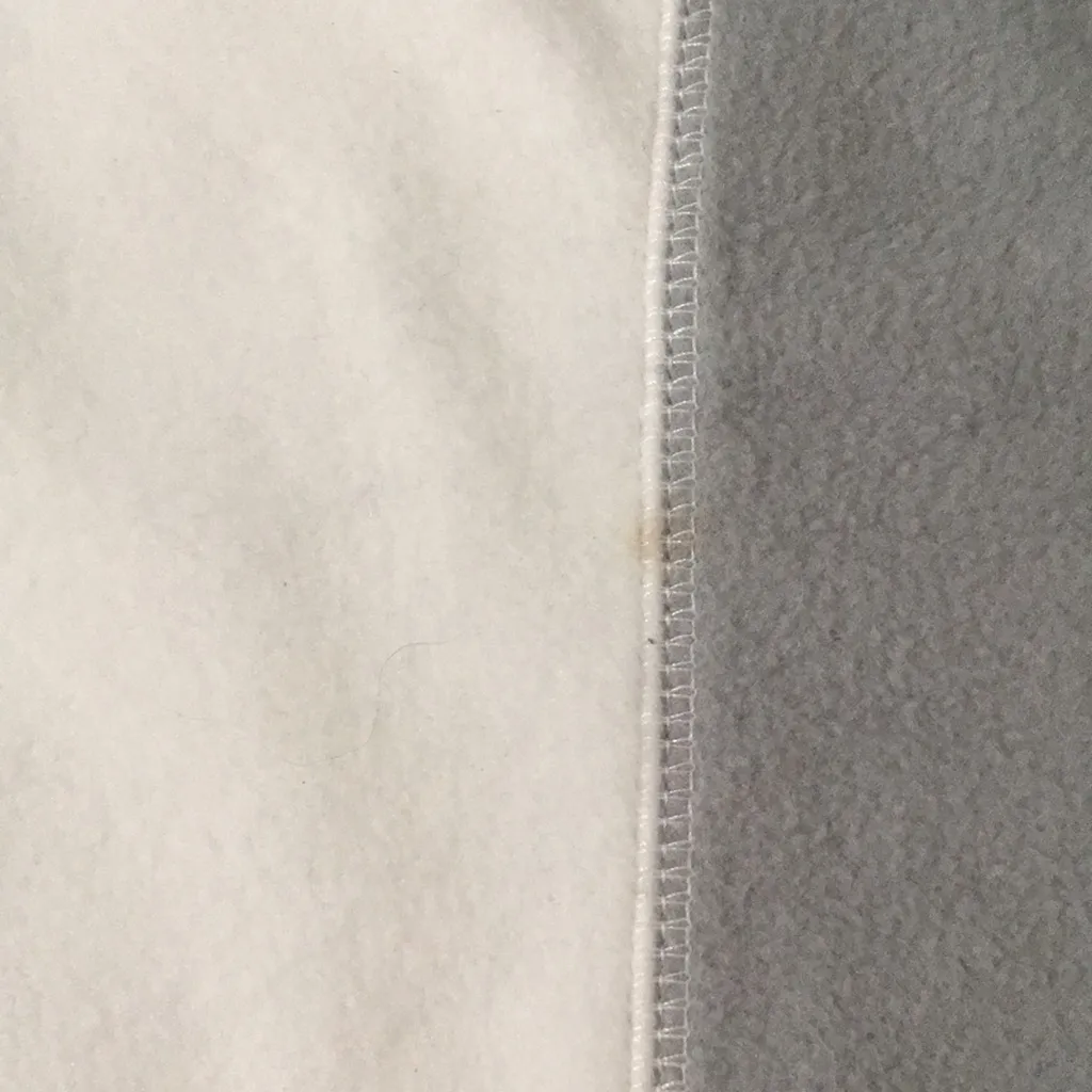 New Women’s Tek Gear Fleece Zip Up Jacket White Gray Size Medium - Image 5