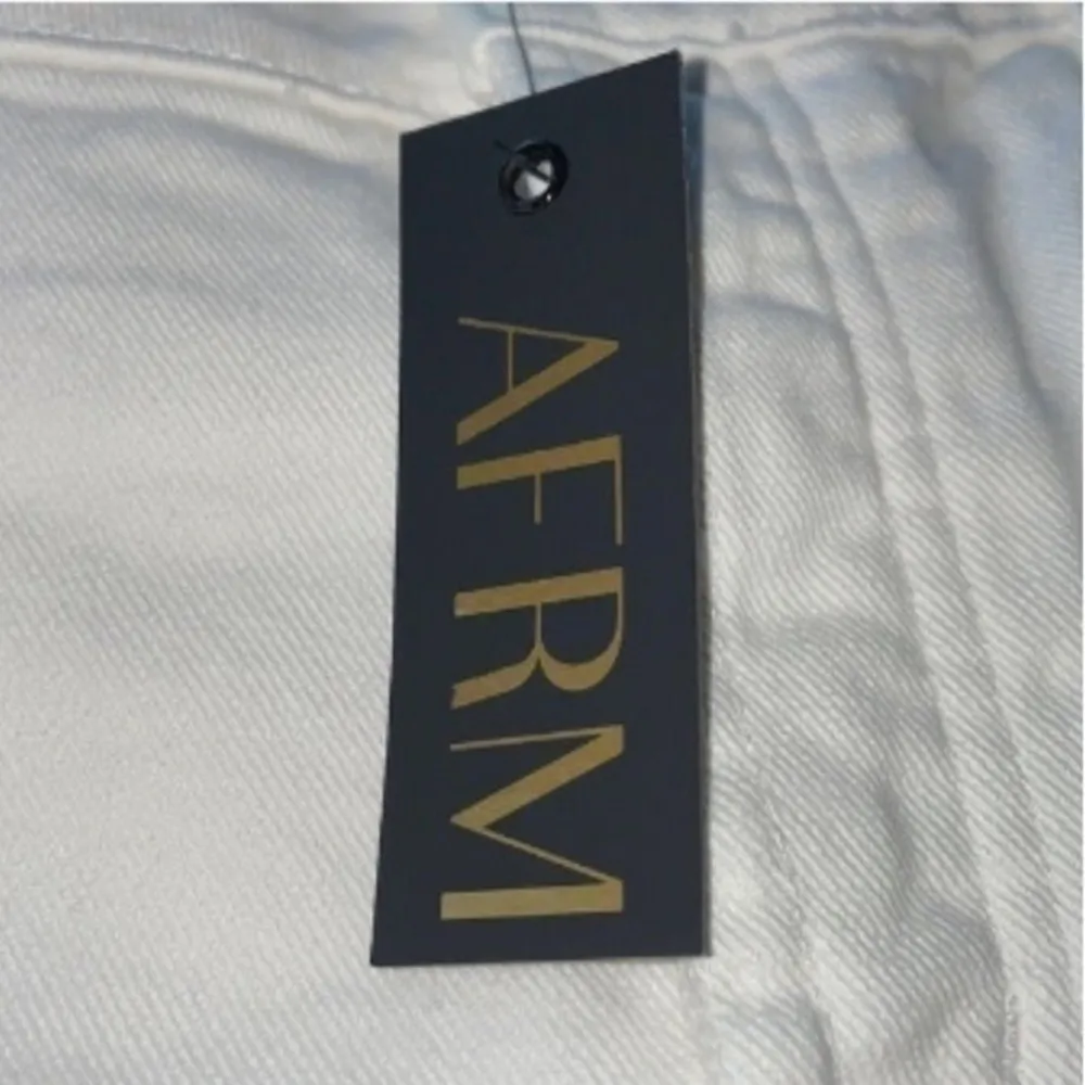 AFRM Loose Fit Denim Size 31 - Image 4