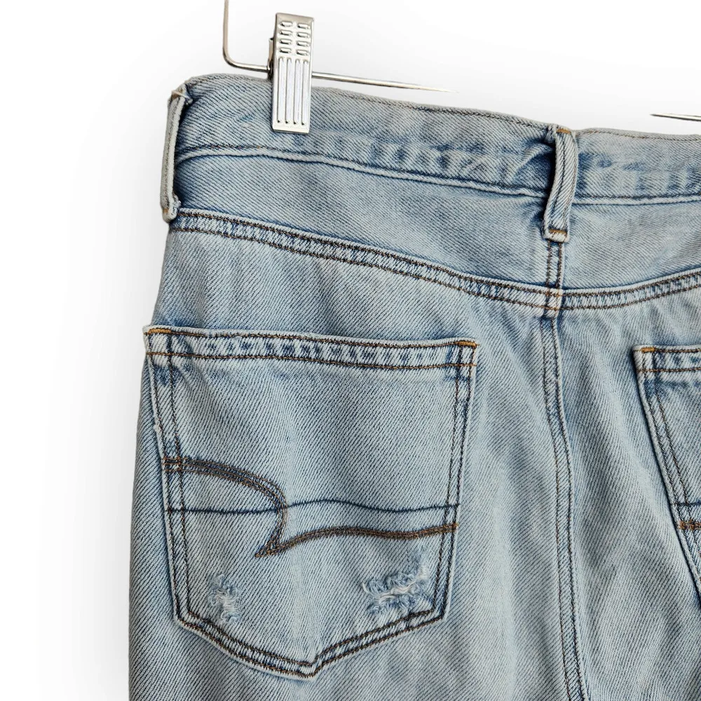 American Eagle Ripped Mom Jean High Rise Destroyed Straight Leg Jeans 4 - Image 6