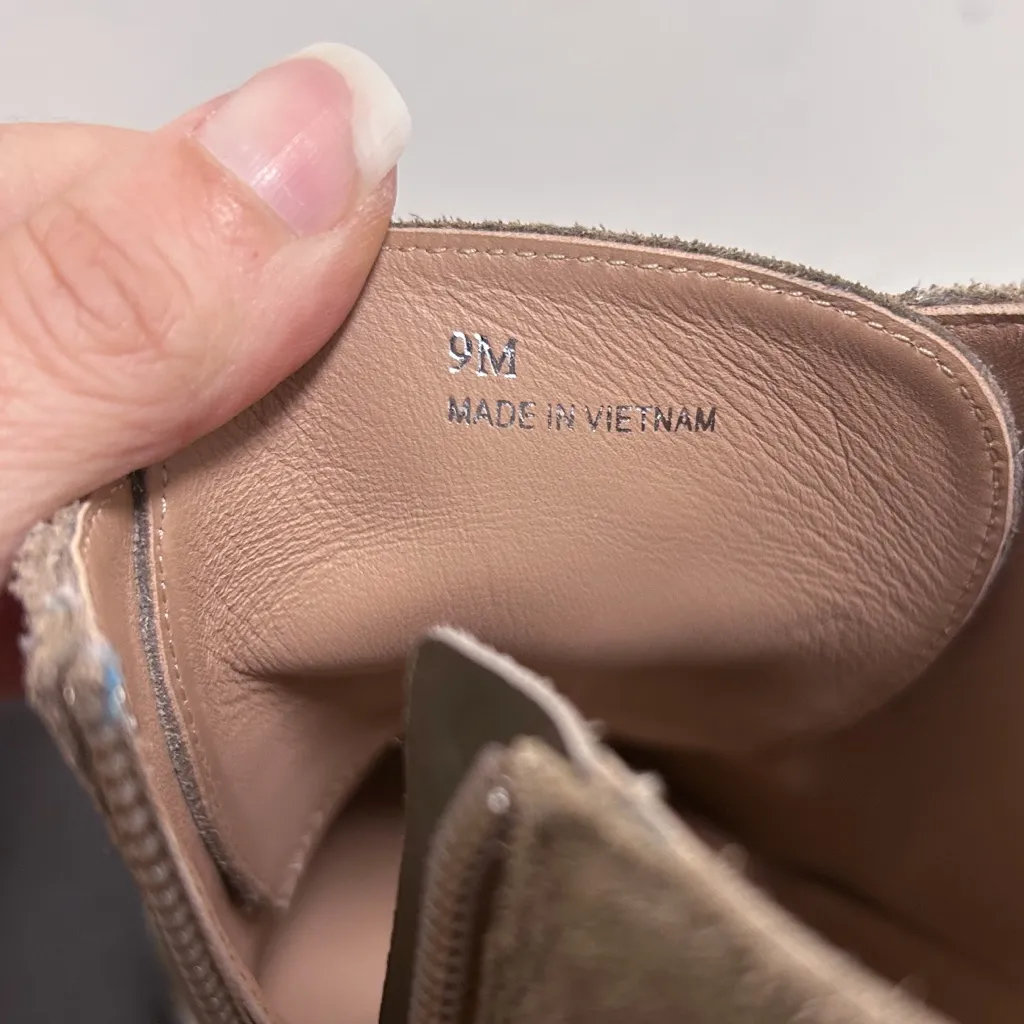 Linea Paolo Taupe Metallic Glitter Wedge Bootie Suede Leather Shoes 9M 9 M Brown - Image 11