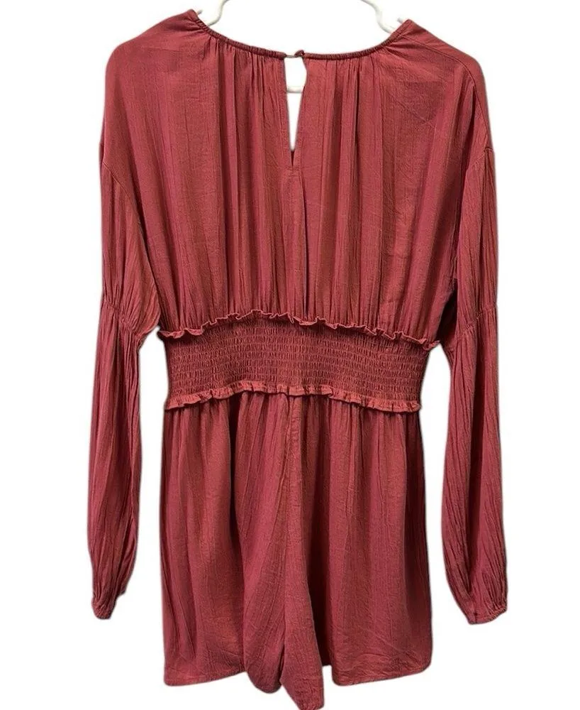 Forever 21 Plunging Ruffled Smocked Peasant Boho Long Sleeve Shorts Romper Small - Image 9