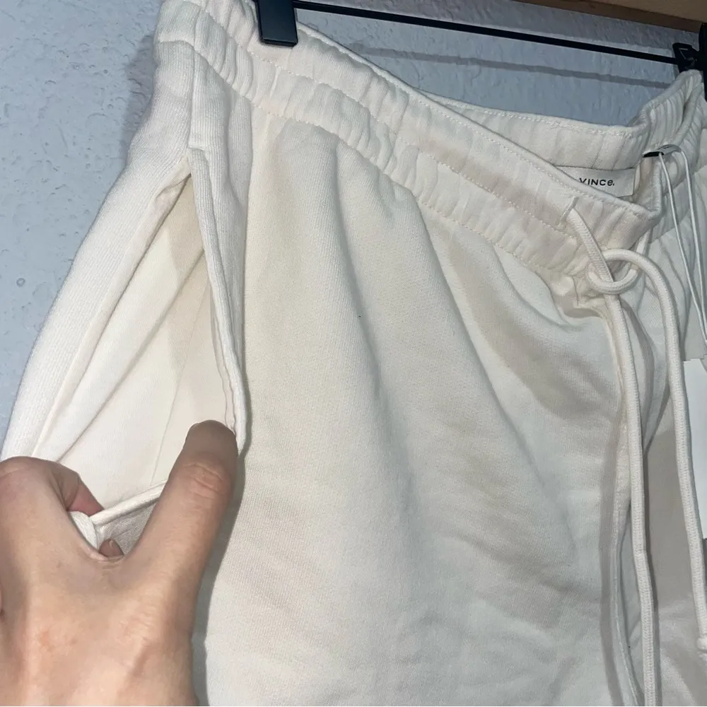 Vince Drawstring Lounge Shorts in Bone Large 100% Cotton - Image 5