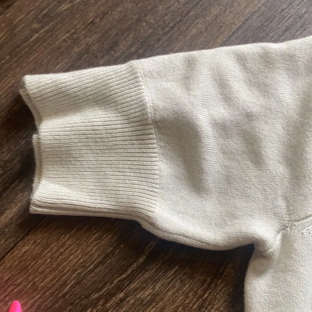 Judith Puff Cardigan in Droplet - Image 4