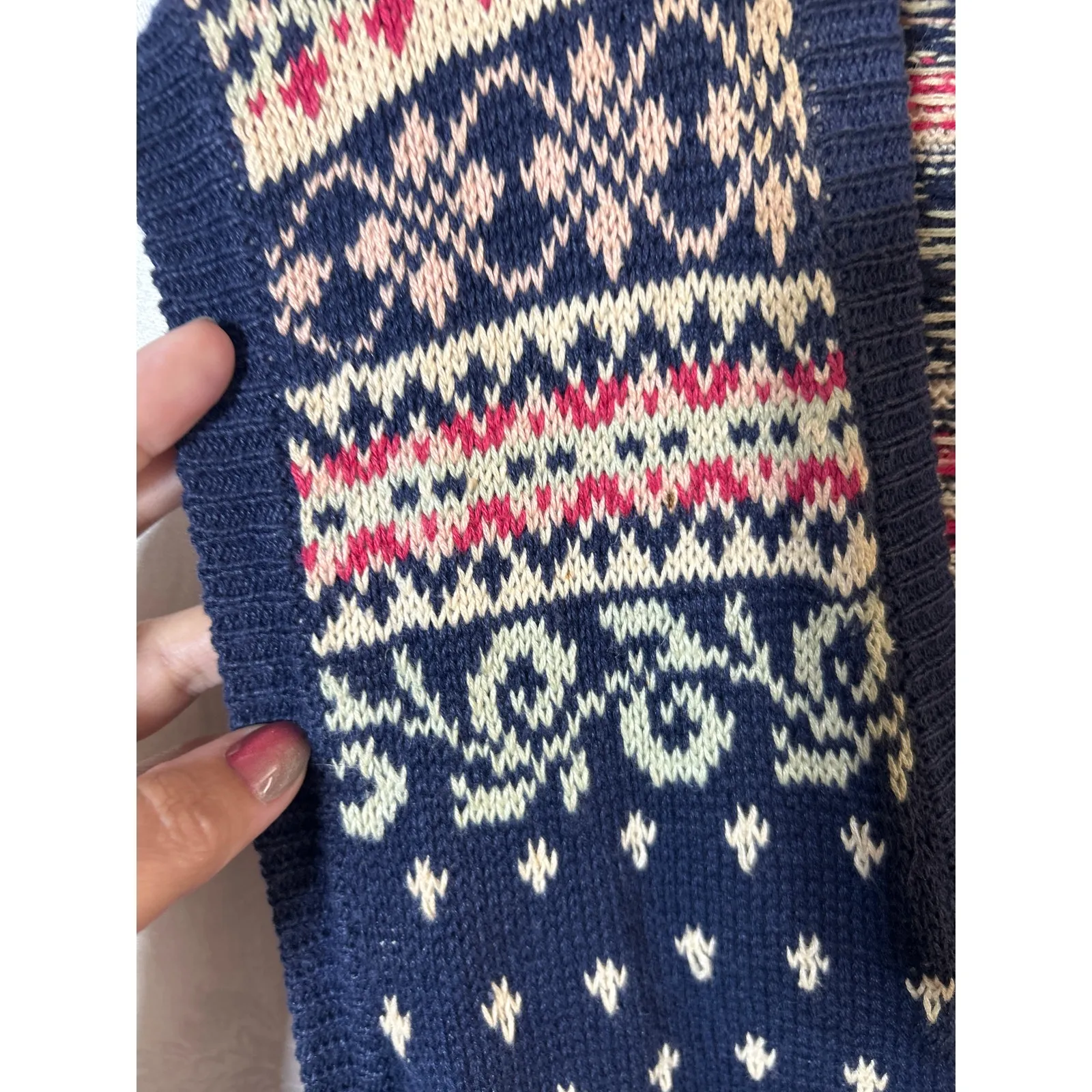 Vintage Cardigan Sweater Vest Medium Navy Blue Cream Pink Nordic Winter - Image 4