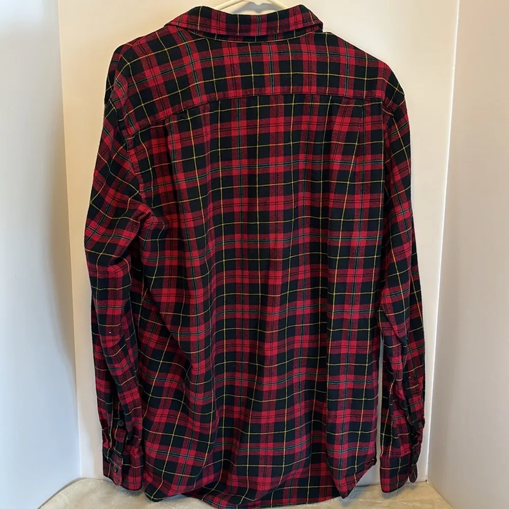 UNIQLO RED AND BLUE GOLD FLANNEL SHIRT L/S SIZE LARGE ONE FRONT POCKET - Image 6