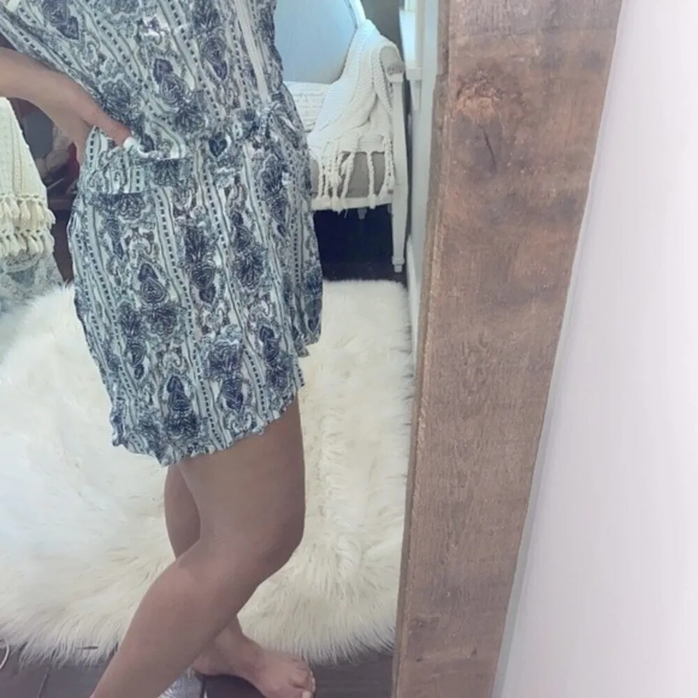 Go Coco blue floral boho romper; size 2XL - Image 4