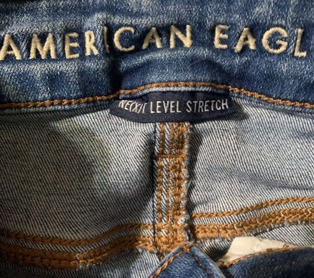 American Eagle Next Level Stretch distressed women's size 0 short blue j… - Image 2