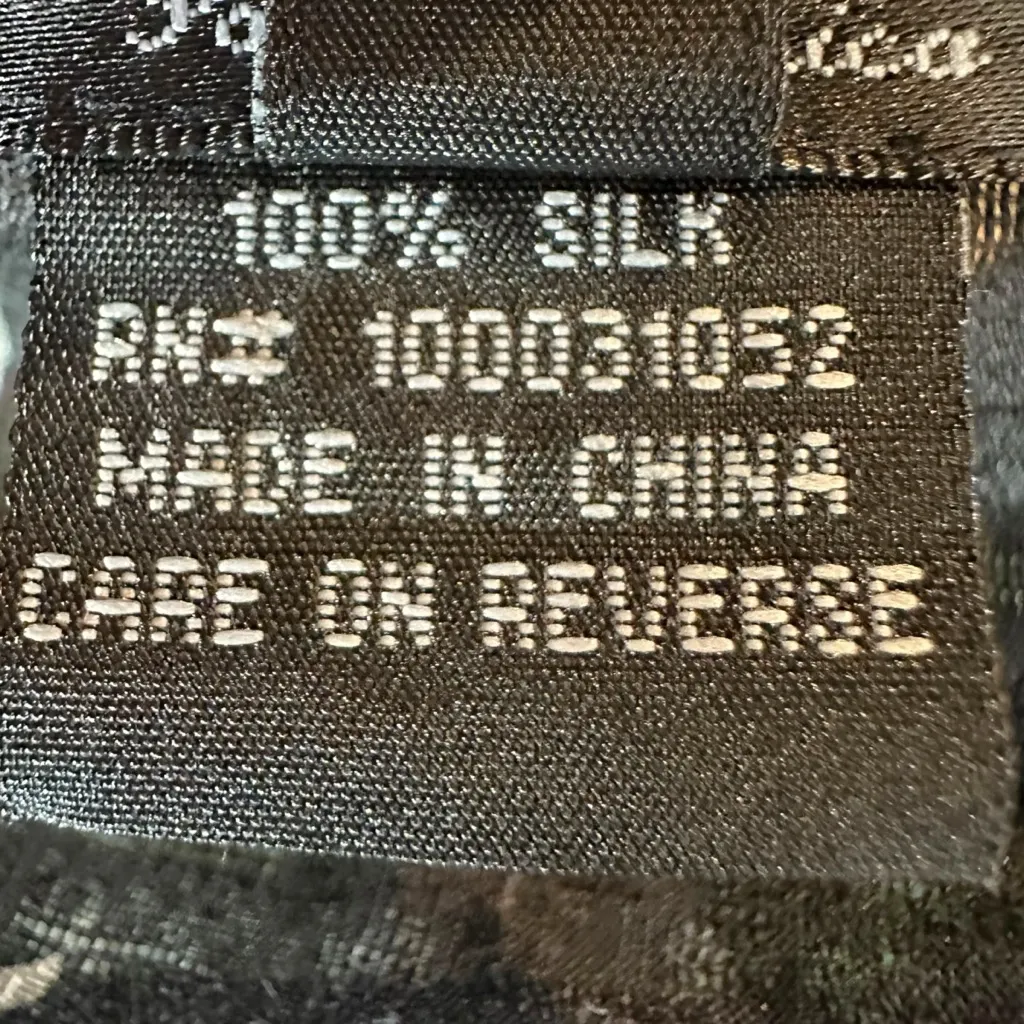 Citron Santa Monica Witchy Silk Floral Swan Button Down Top Size Large Bohemian Black - Image 11