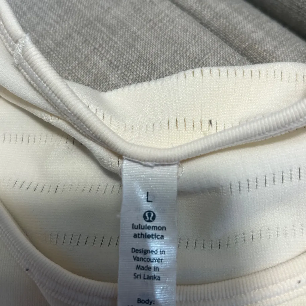 Lululemon Crème workout top from  - Image 2