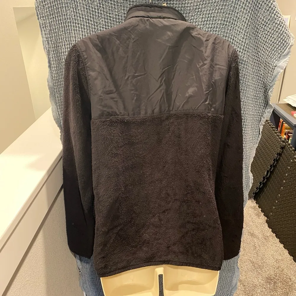 Gear For Sports Plush Ultra Soft Sherpa Black Crystal Mountain Ski Resort Fleece - Image 2