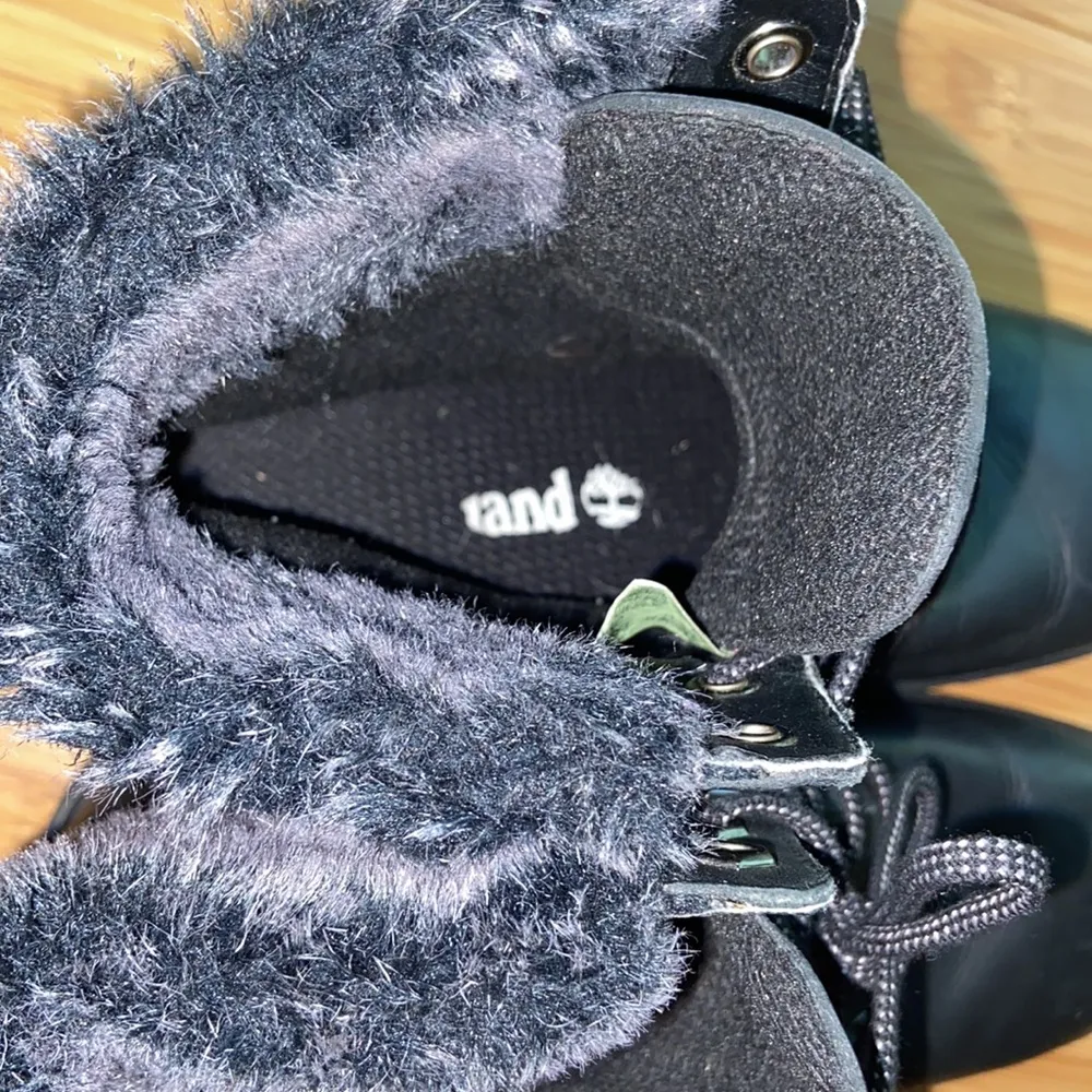 Timberland Waterproof Boots Black with Gray Fur Size 9.5 - Image 7