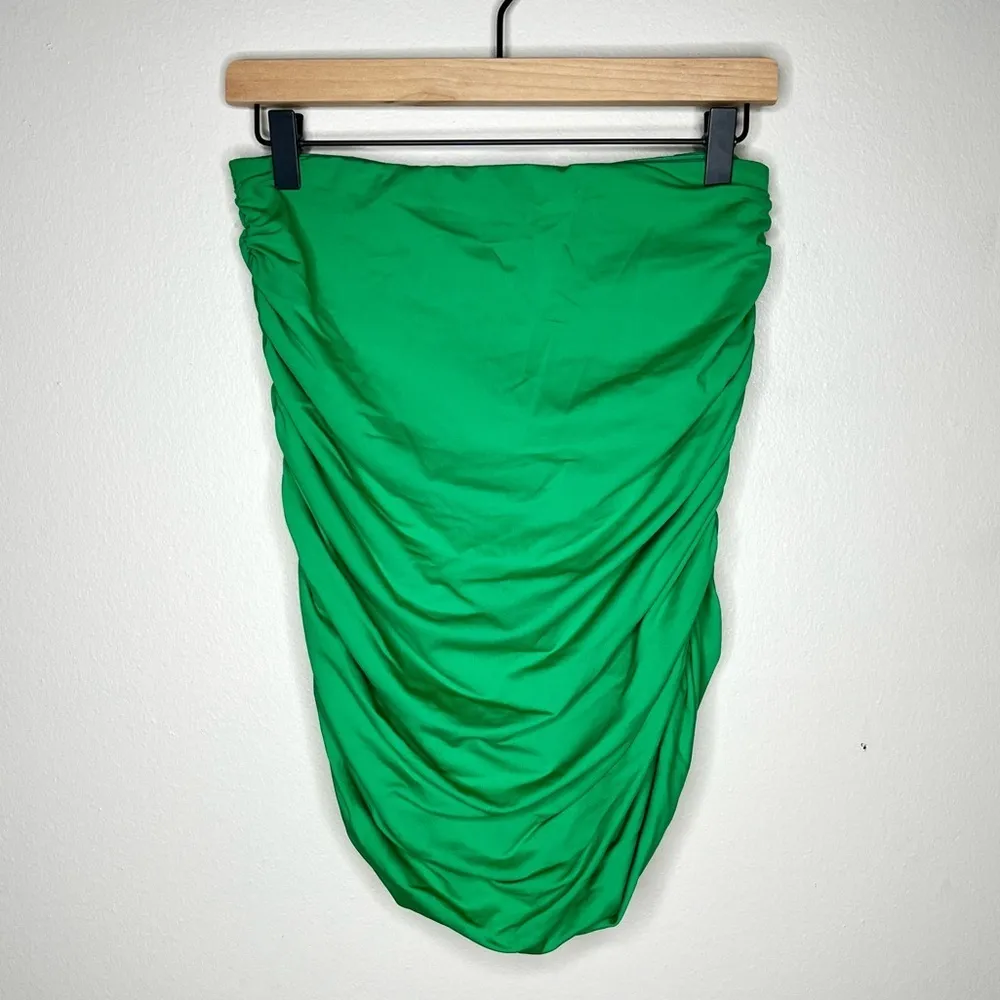 Aritzia Babaton Gehry High-Waisted Pull On Ruched Mini Pencil‎ Skirt - Image 2