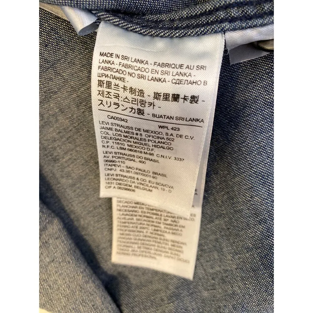 Levi’s Casual Blue Button Down Denim Long Sleeve Women’s Shirt EUC Sz M Cotton - Image 6