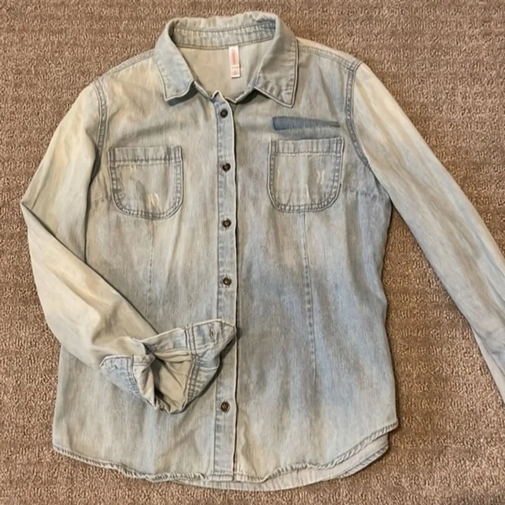 Xhilaration Distressed Denim Button Down Long Sleeve Top - Image 5