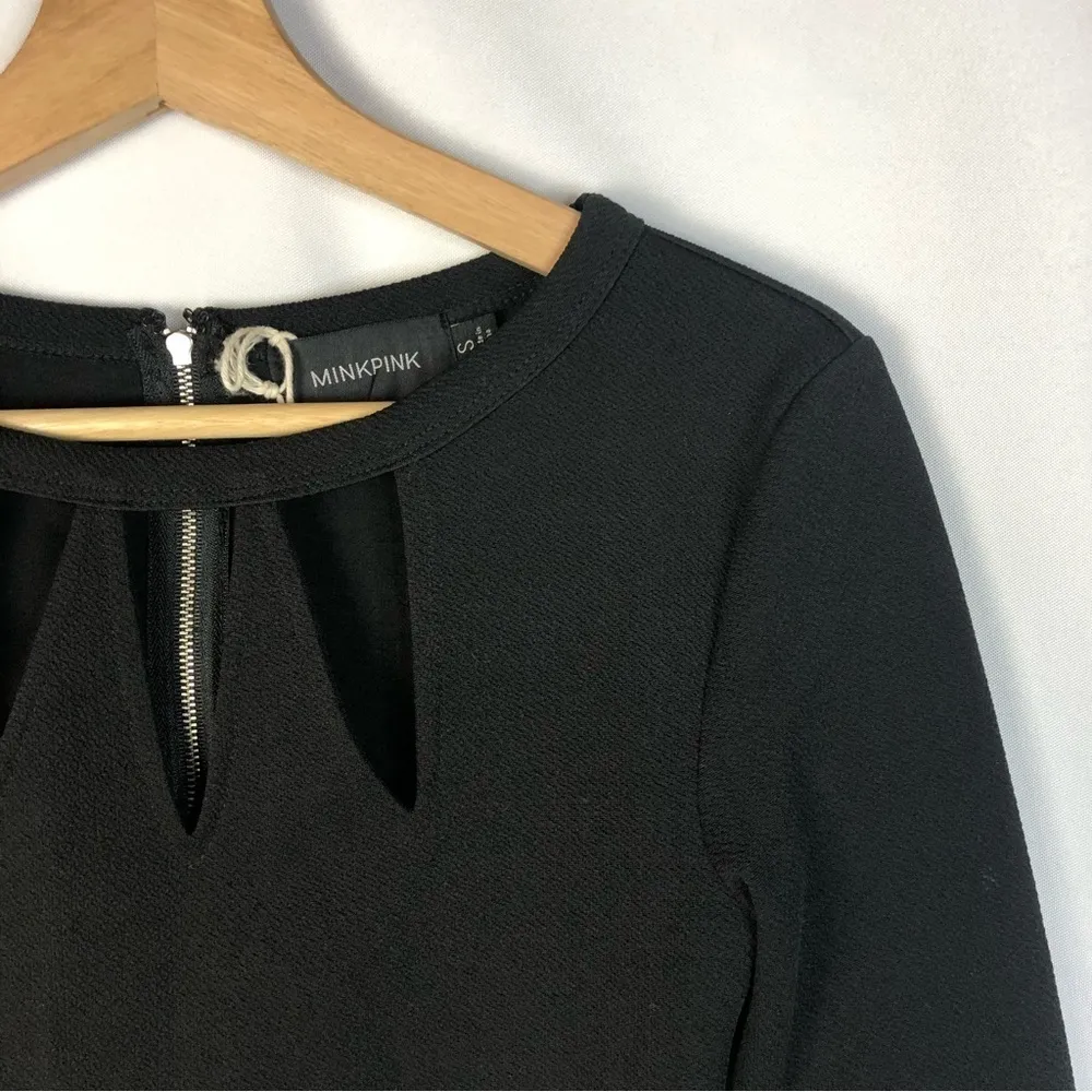 MinkPink Black Cut Out Cropped Long Sleeve Top S - Image 3