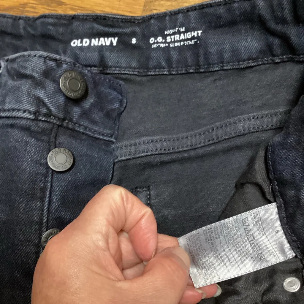 Old Navy Trinity OG straight jeans. Size 8 - Image 2