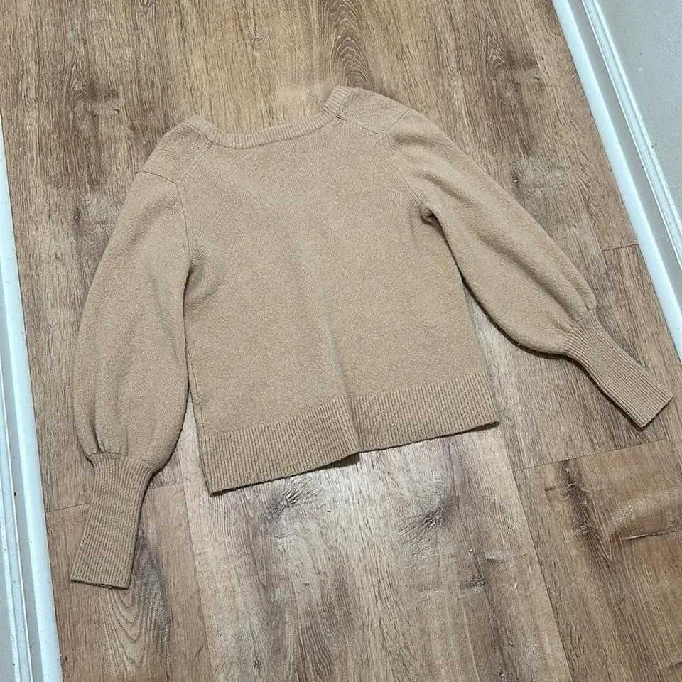 MADEWELL | Dashwood V-Neck Sweater in Coziest Yarn - Image 6