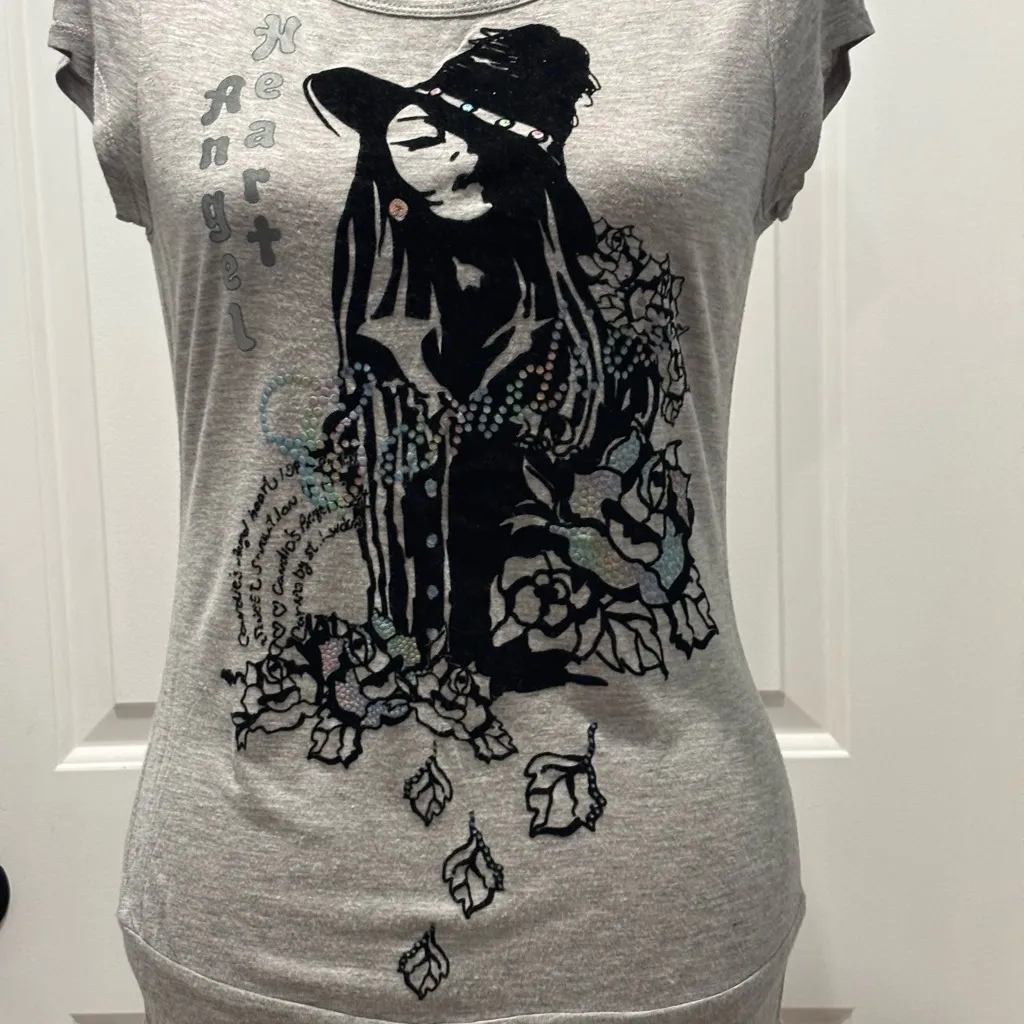Candie's Light Gray Graphic Tee size Medium - Image 3