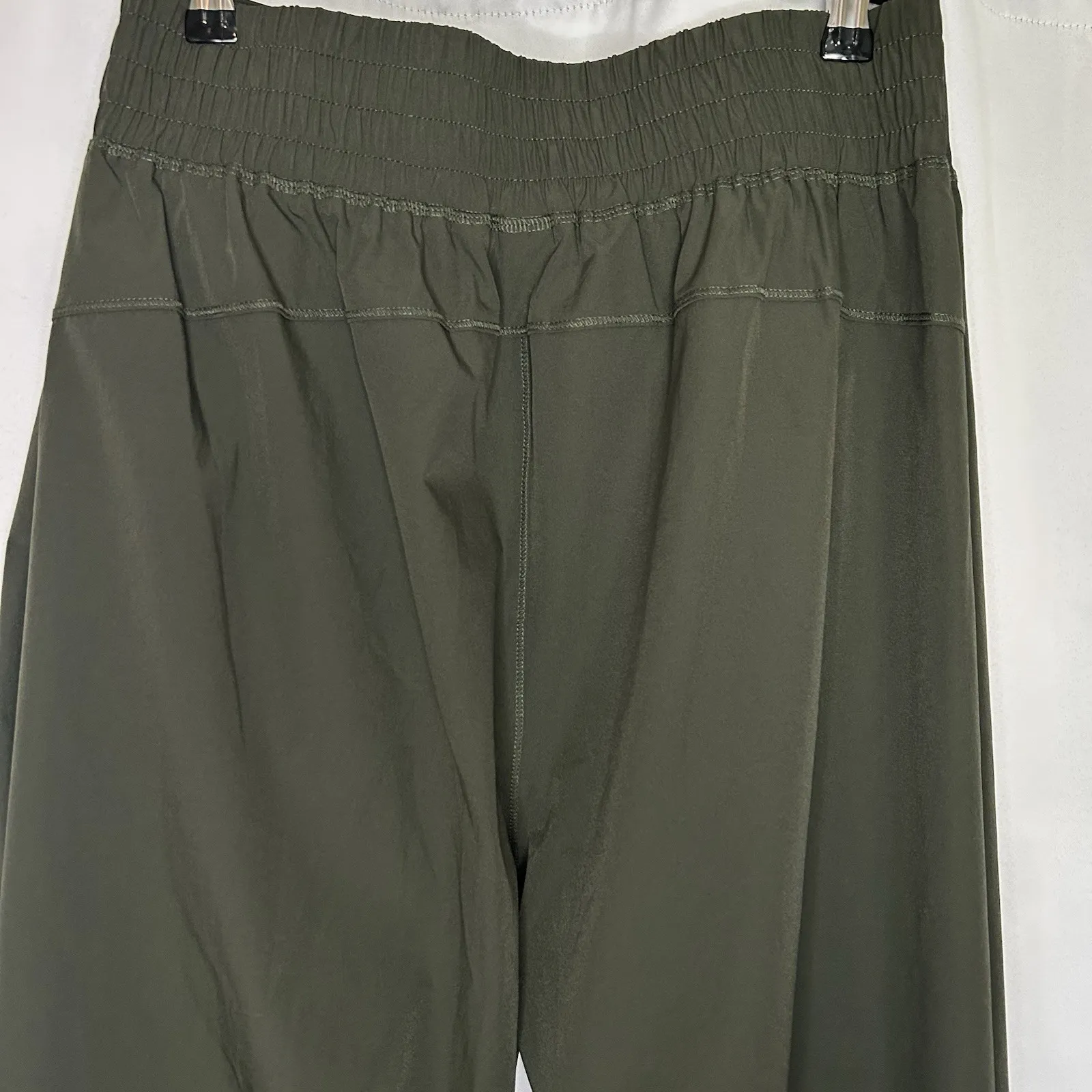 Halara 4XL High Waisted Elastic Waistband Hiking Joggers Pants Olive Green NWT‎ - Image 6