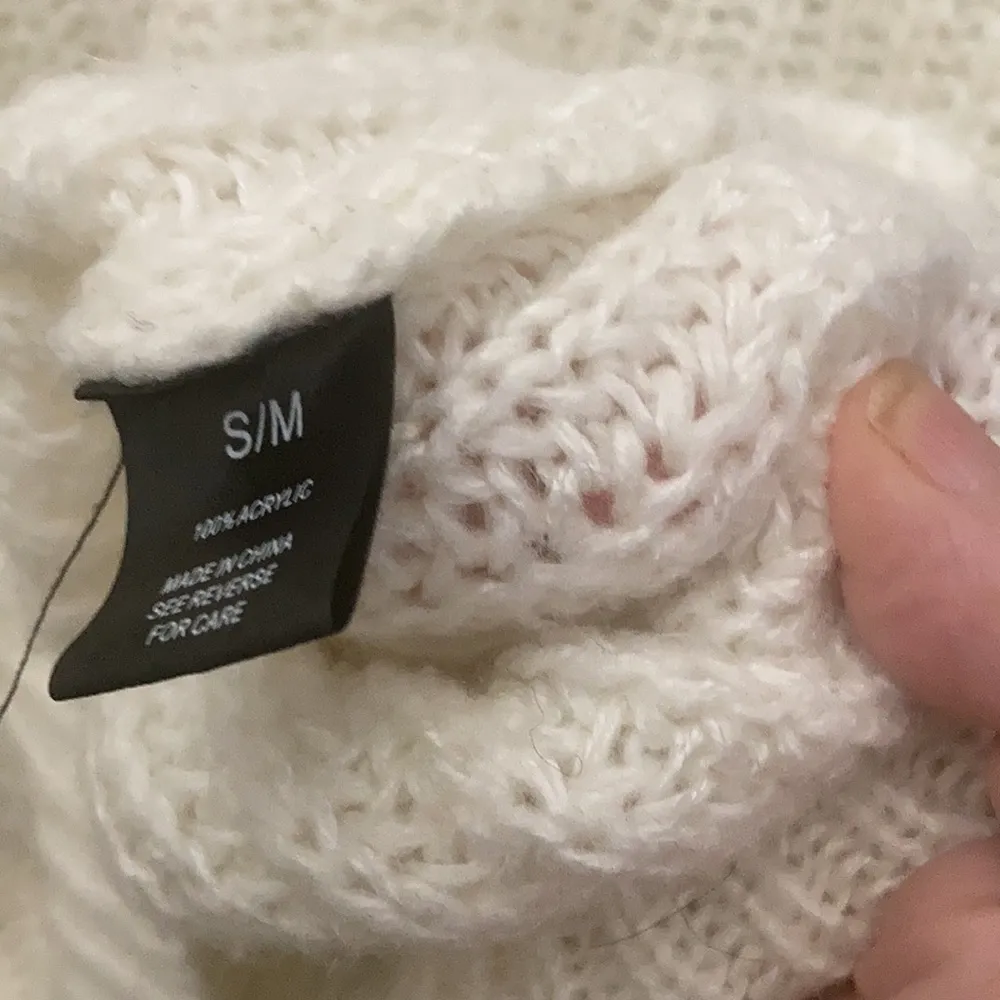 FINAL MARKDOWN Wishlist dropped shoulder sweater small/medium - Image 4