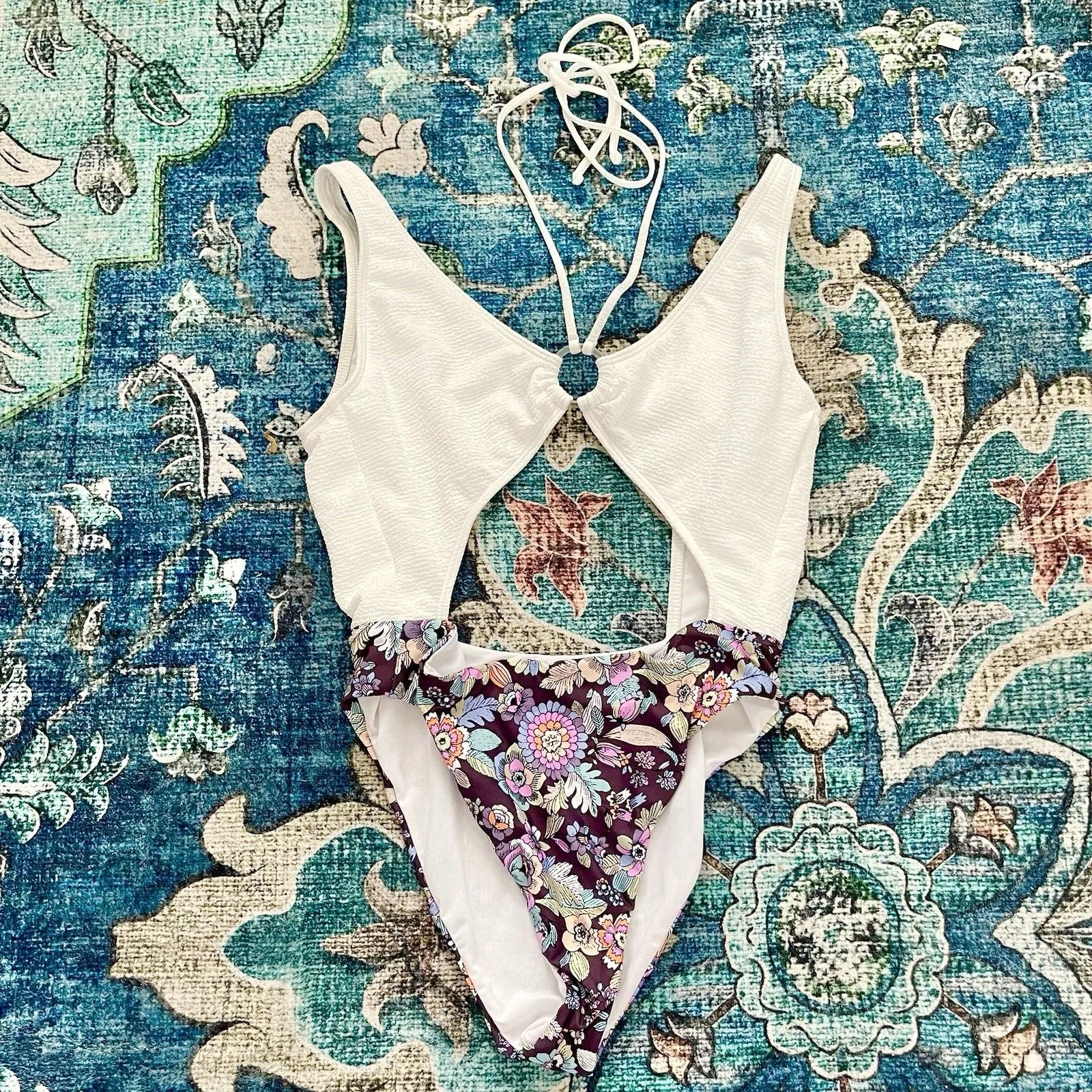 REEF Womens Bikini Gardenia Plunge One Piece Strappy Swimsuit Bikini Sz Medium - Image 5