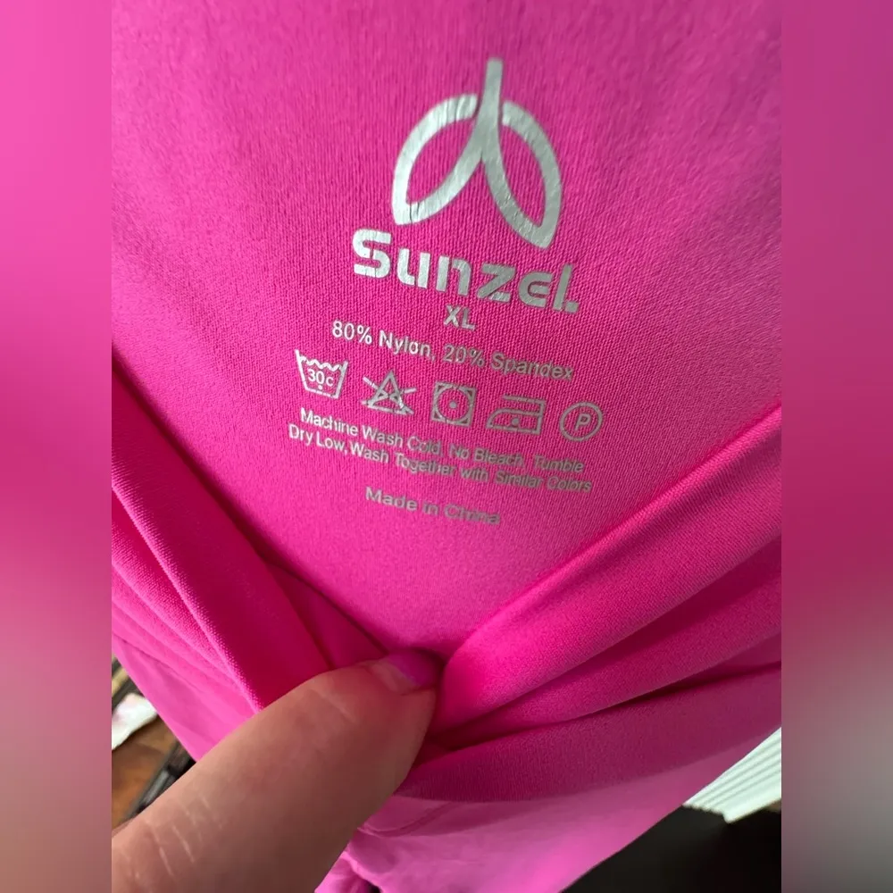 NWOT Sunzel Flare Leggings Crossover Yoga Pants Tummy Control High - Image 9