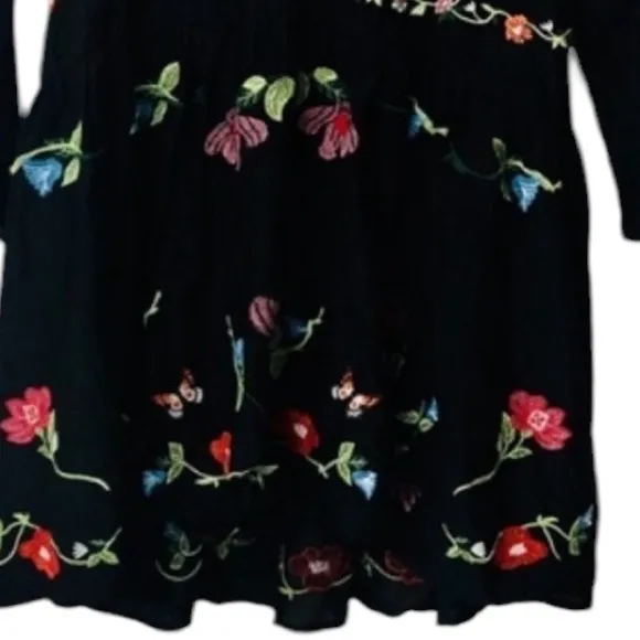NWOT Zara Black Embroidered Mini Dress SZ-XS Bloggers fav - Image 4