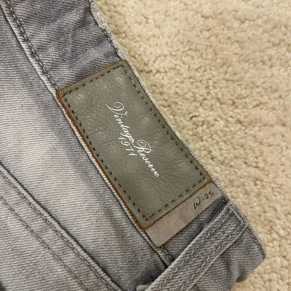 Joe's Jeans Grey "Vintage Reserve" Distressed Jean Shorts! Size 25! - Image 4