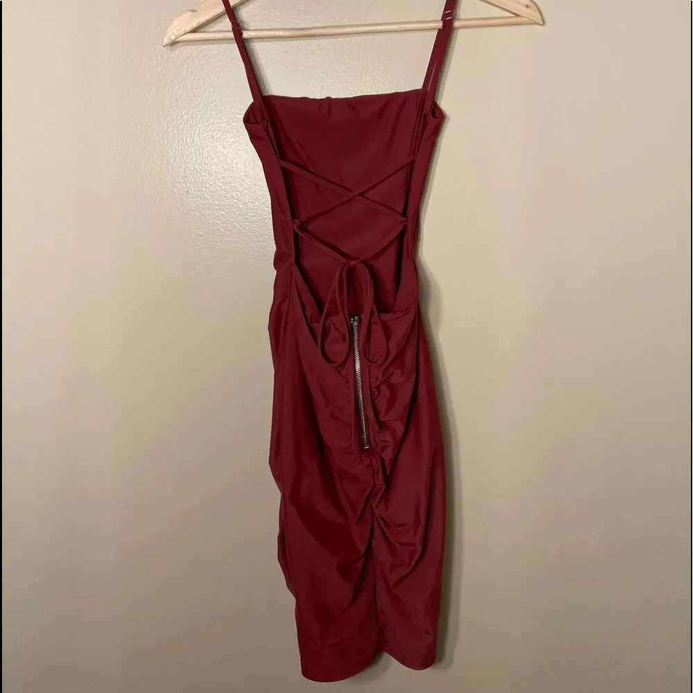 Tiger Mist Annika Lace-Up-Open Back Ruched Dress in Rust Size XS - Image 5