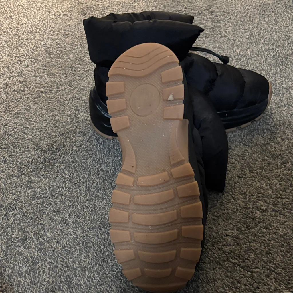 H&M  Black Winter & Rain Boots - Image 3