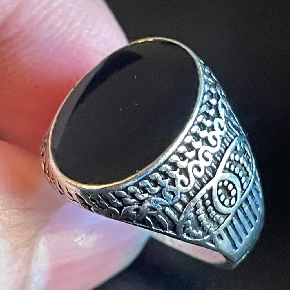 Cute black obsidian S925 silver ring size 7.5 - Image 7