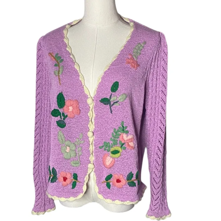 Vtge Style Lavender Floral Embroidered Knit Cardigan Scalloped Trim Size L/XL Purple - Image 2