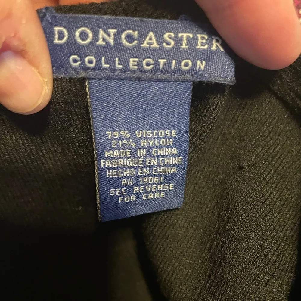 Don Caster Black Knit Basics Soft Sweater Size Medium - Image 5