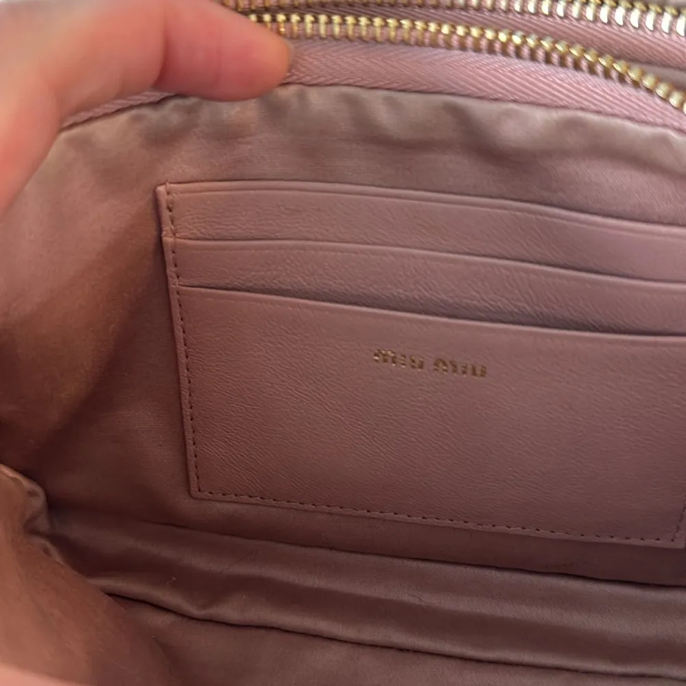 Miu miu mini bandoliera matelasse pink crossbody bag - Image 6