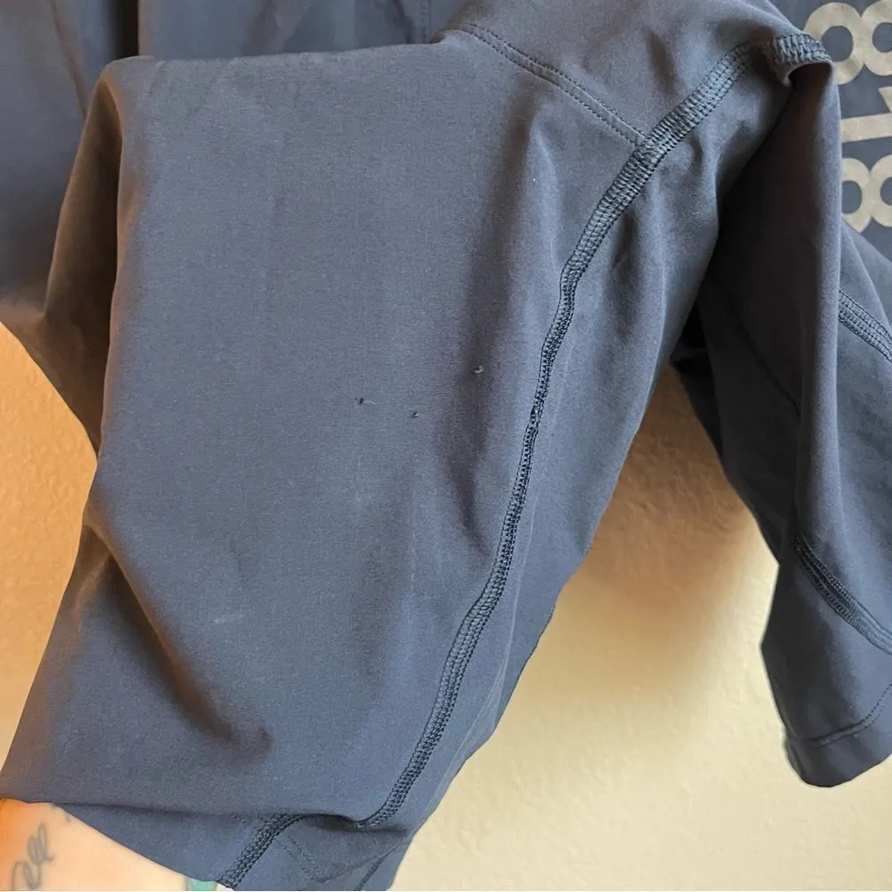 Lululemon T.H.E. Short *20Y Collection 9"
True Navy - Image 10