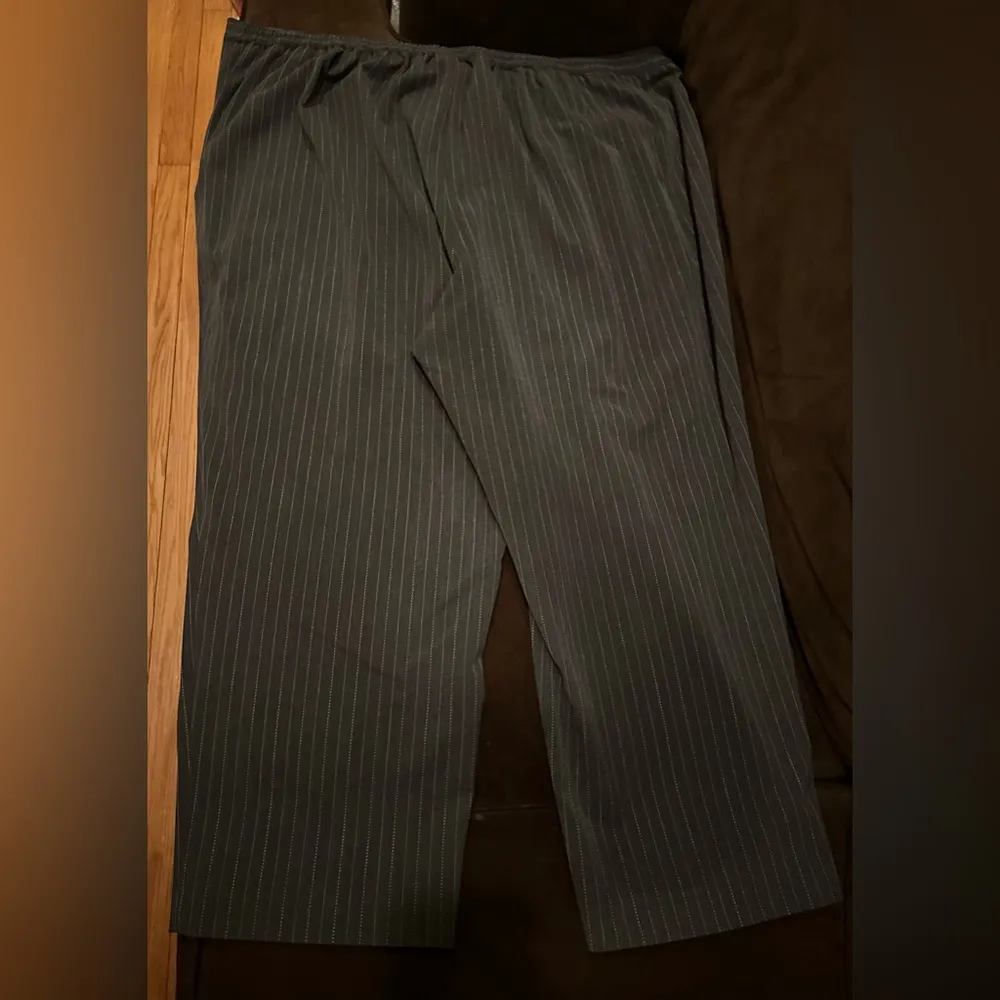 Maggie Barnes Gray Pink & White Tripes Pants Suit Jacket Set Has PocketsSz 26W P - Image 8