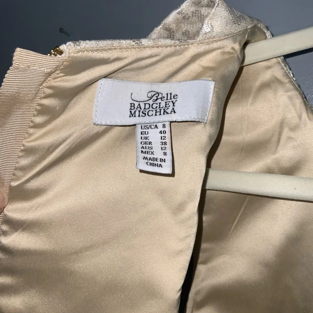 Belle Badgley Mischka Gold Cap Sleeve Crop Top Exposed Gold Zipper Back Size 8 - Image 10