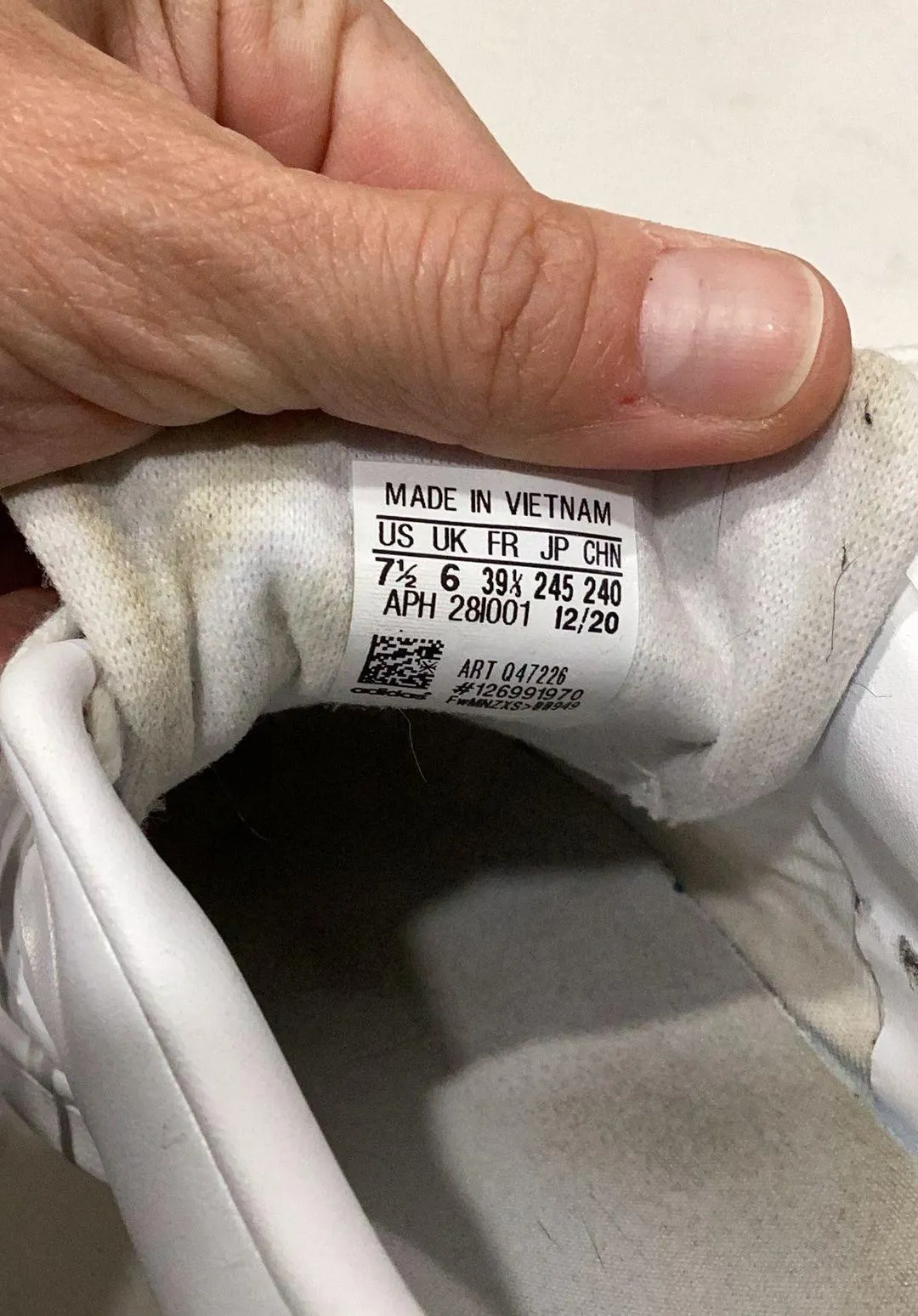 Stan Smith White & Green Sneakers - Image 3