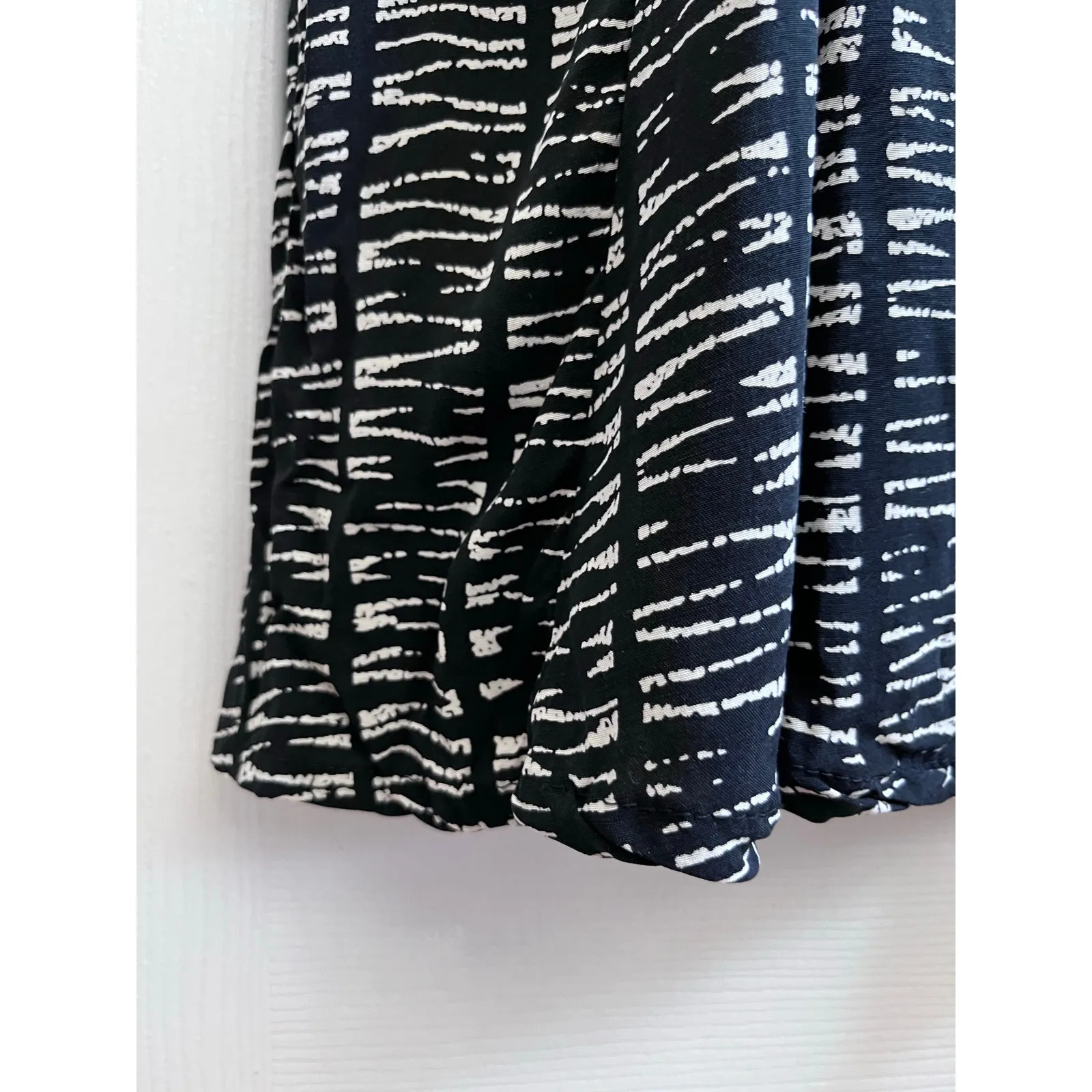 Whistles Black Sahara Print Avie Pocket Wrap A Line Skirt Size Medium - Image 9