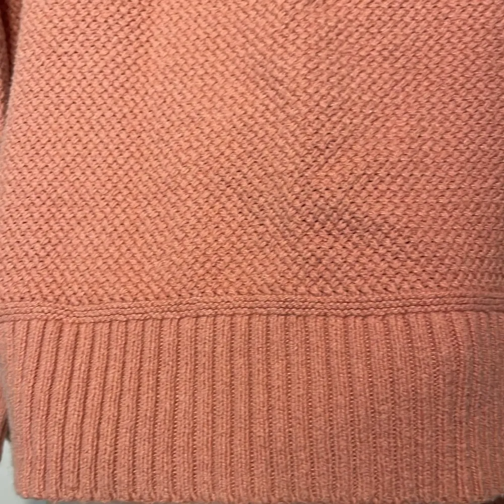Madewell- Dusty Pink High Round Neckline Waffle Knit Hi-Low Sweater- Size Medium - Image 6