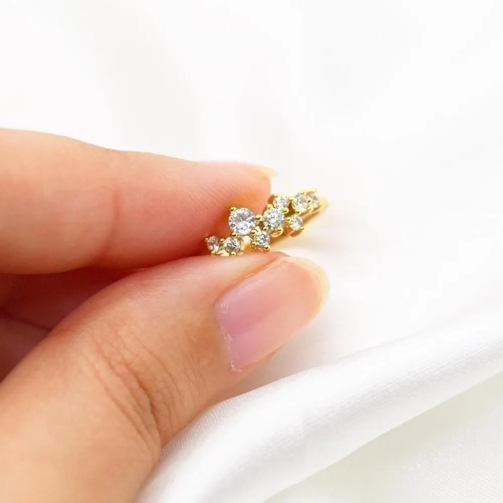 Sparkling Crystal Ring Gold - Image 2